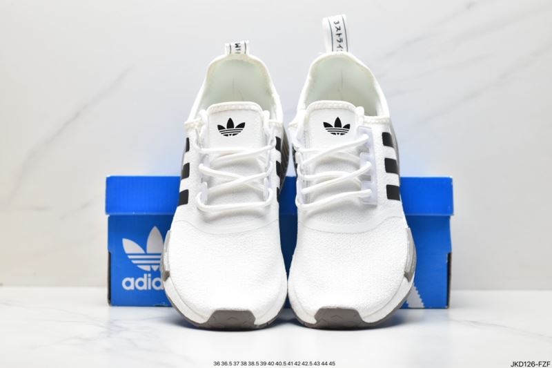 Adidas Sneakers